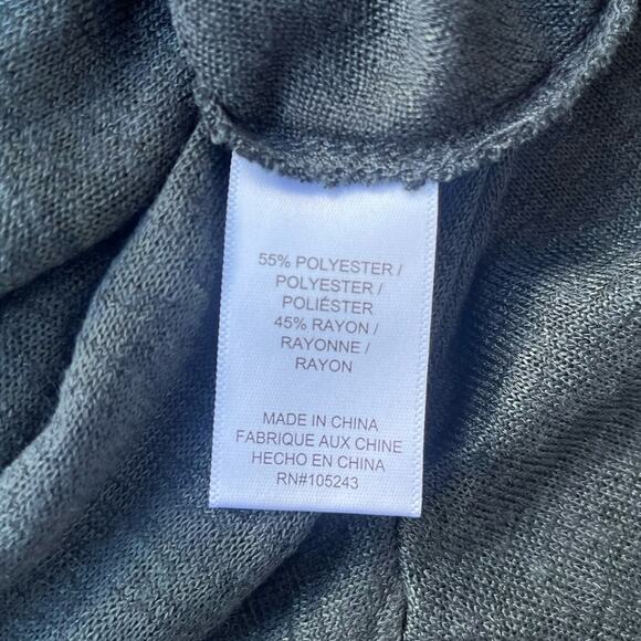 Bobeau Lightweight Twist Hem Top Gray Long Sleeve - Size Medium - Picture 8 of 9